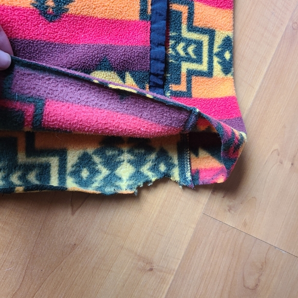 Southwest Pattern Fleece Hooded Sweater - Picture 10 of 15